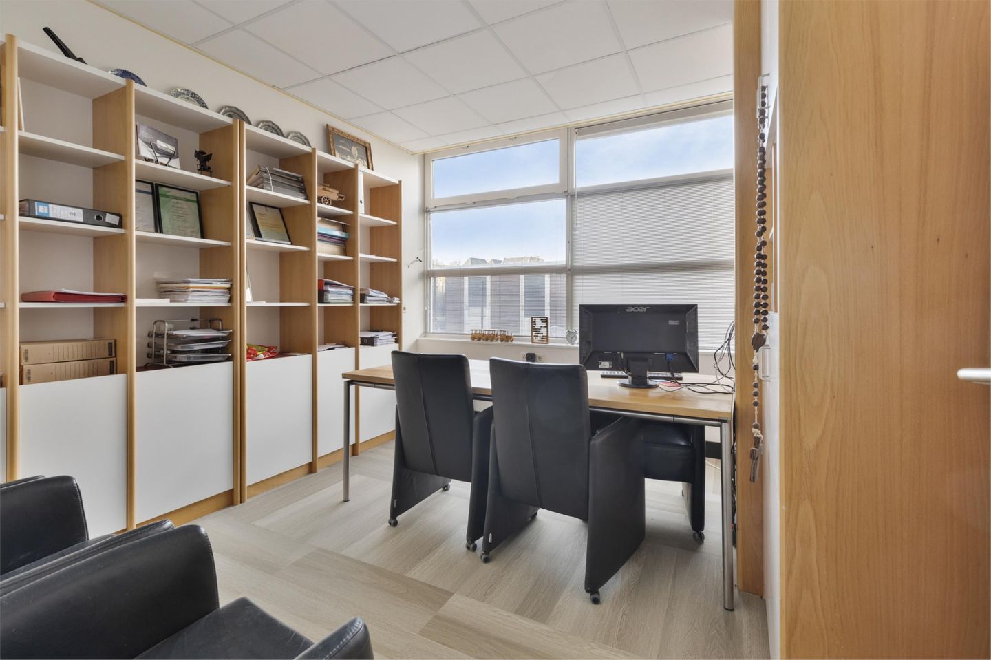 Photo 14 of Haringvlietweg 38