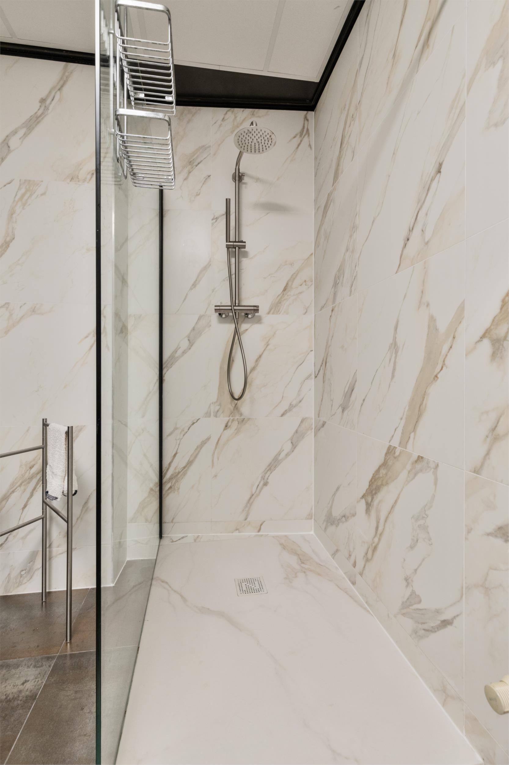 Photo 24 of Haringvlietweg 38