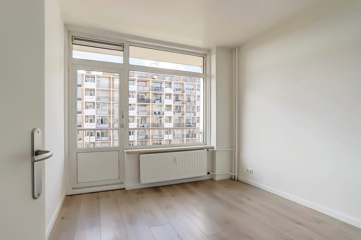 Foto 27 van Louis Davidsstraat 11