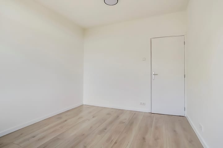 Foto 28 van Louis Davidsstraat 11