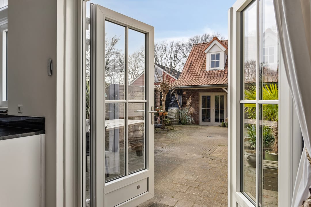 Foto 17 van Antwerpsestraatweg 376