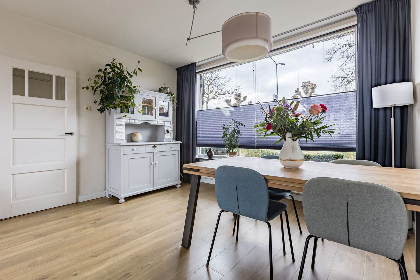 Photo 10 of Vierlingstraat 1