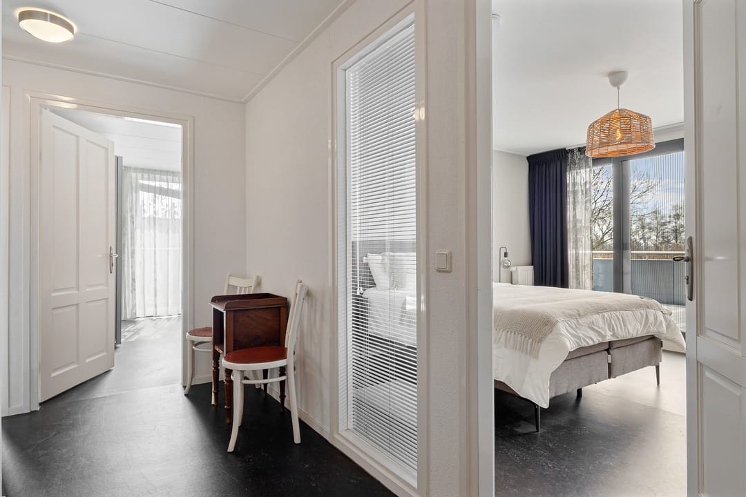 Photo 41 of Hellingpad 17