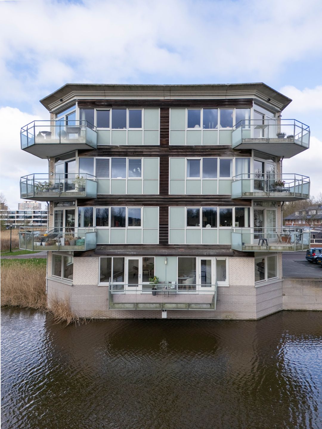 Foto 26 van Lien Gisolflaan 27