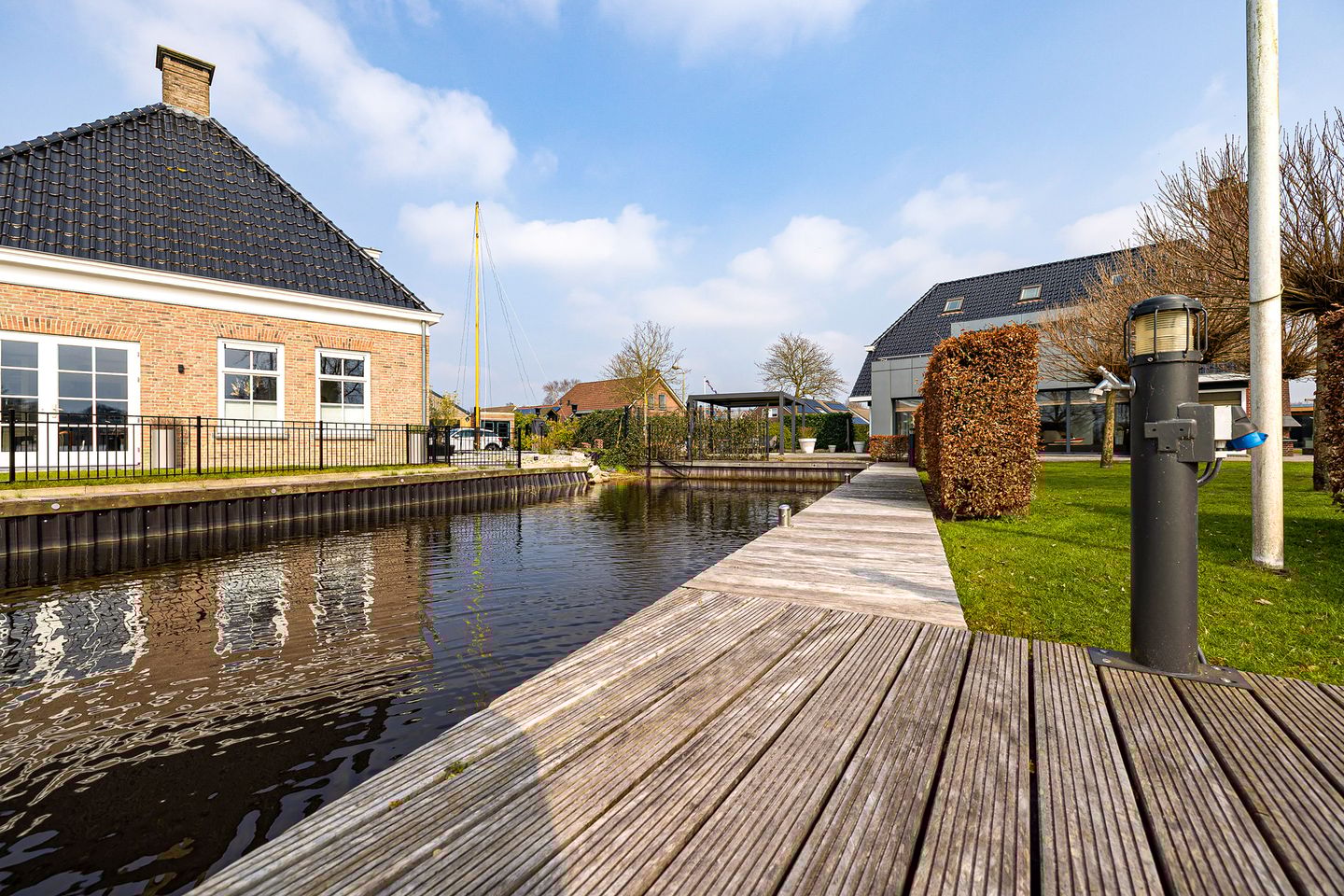 Photo 65 of Hellingpad 17