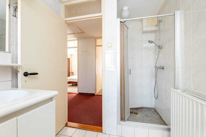 Foto 24 van Vornkenstraat 8