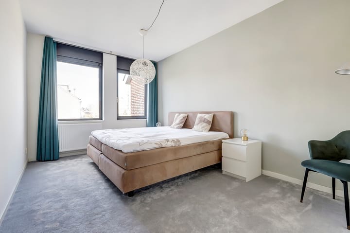 Photo 23 of Esdoornstraat 12