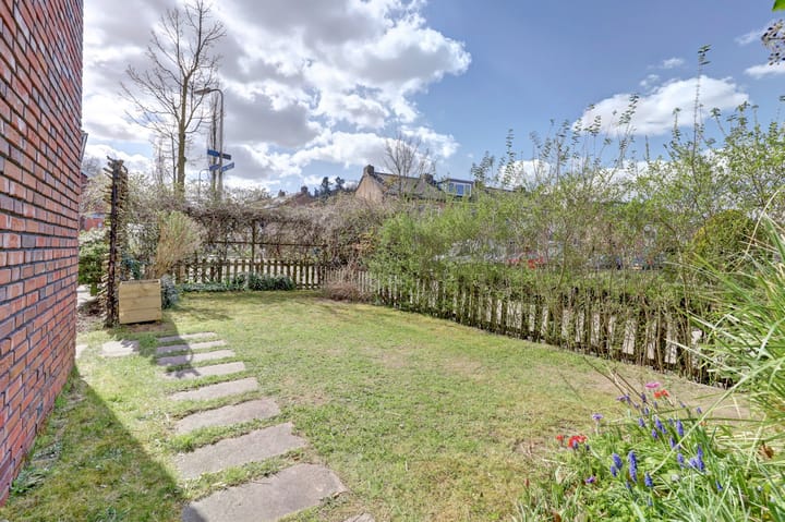 Photo 14 of Esdoornstraat 12