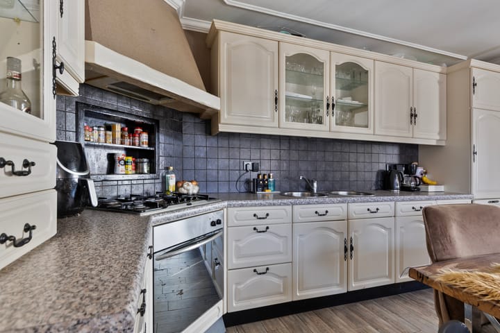 Foto 12 van Margrietstraat 3