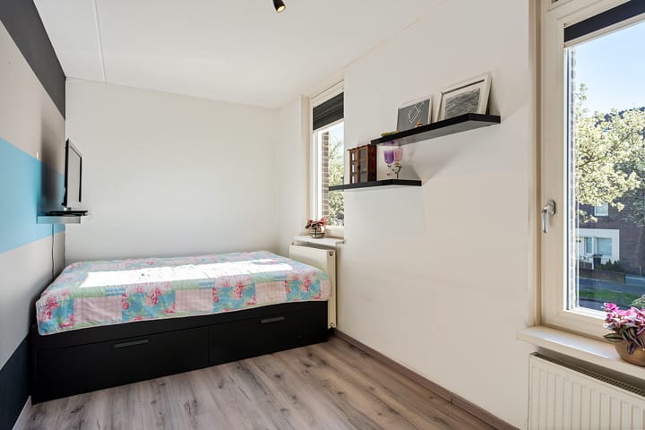 Foto 28 van Douglaslaan 29