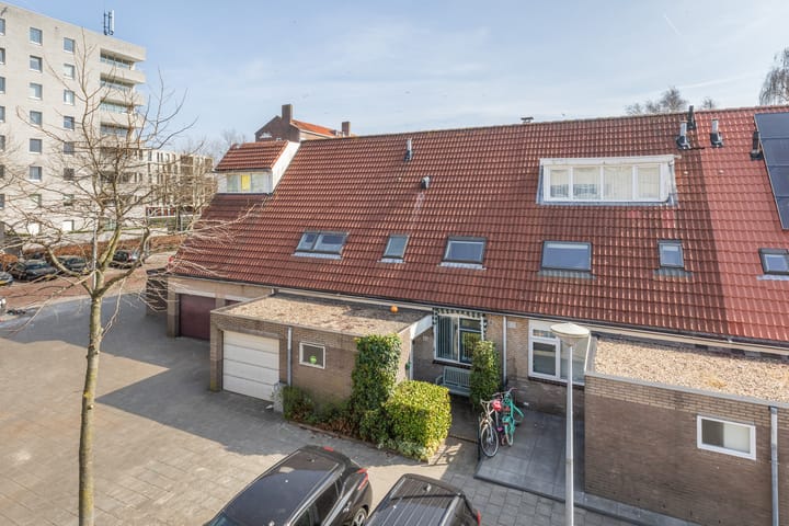 Foto 36 van Troelstralaan 86