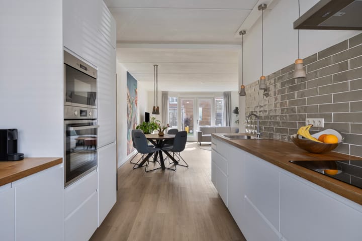 Foto 14 van Max Euwestraat 16