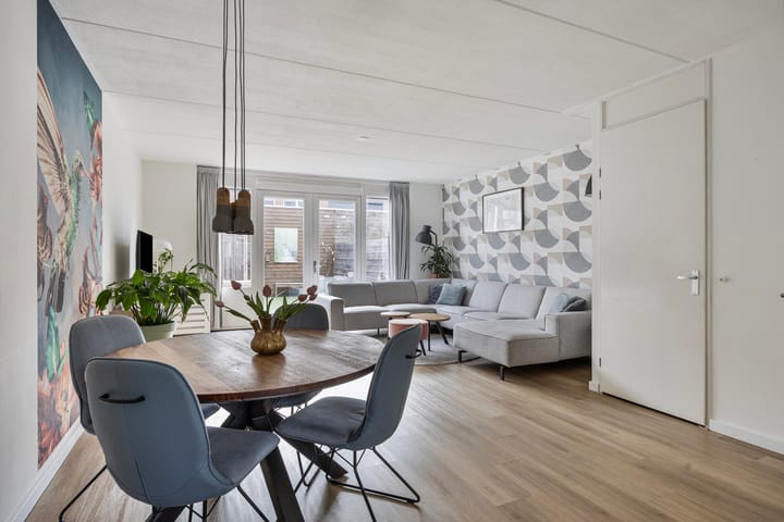 Foto 15 van Max Euwestraat 16