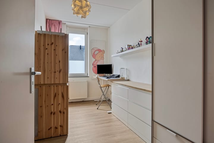 Foto 32 van Max Euwestraat 16