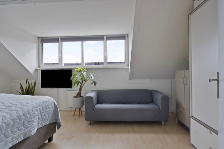 Foto 38 van Max Euwestraat 16