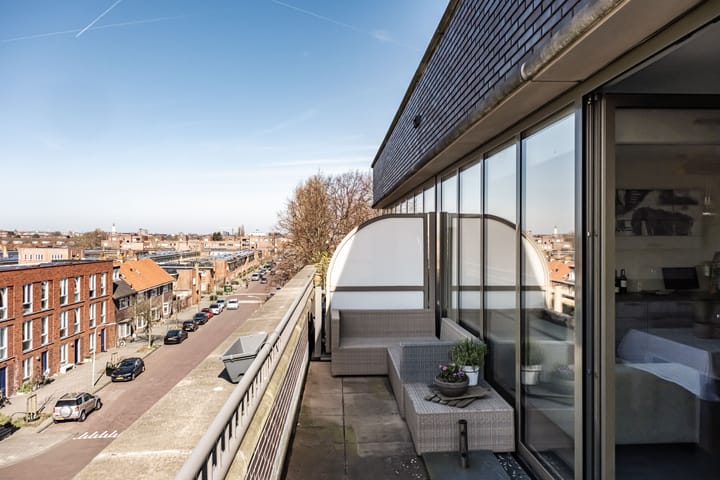 Photo 16 of Truus Oversteegenstraat 135