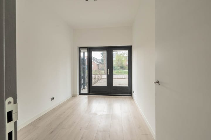 Foto 27 van Julianastraat 1-A