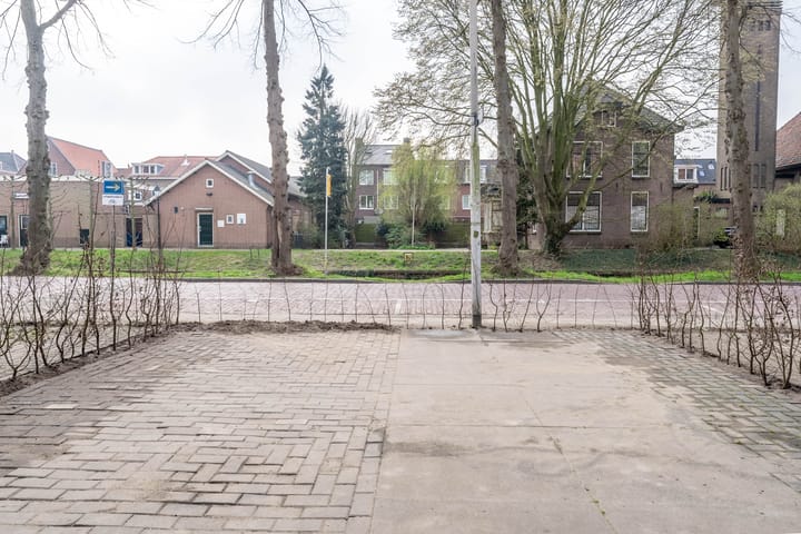 Foto 44 van Julianastraat 1-A