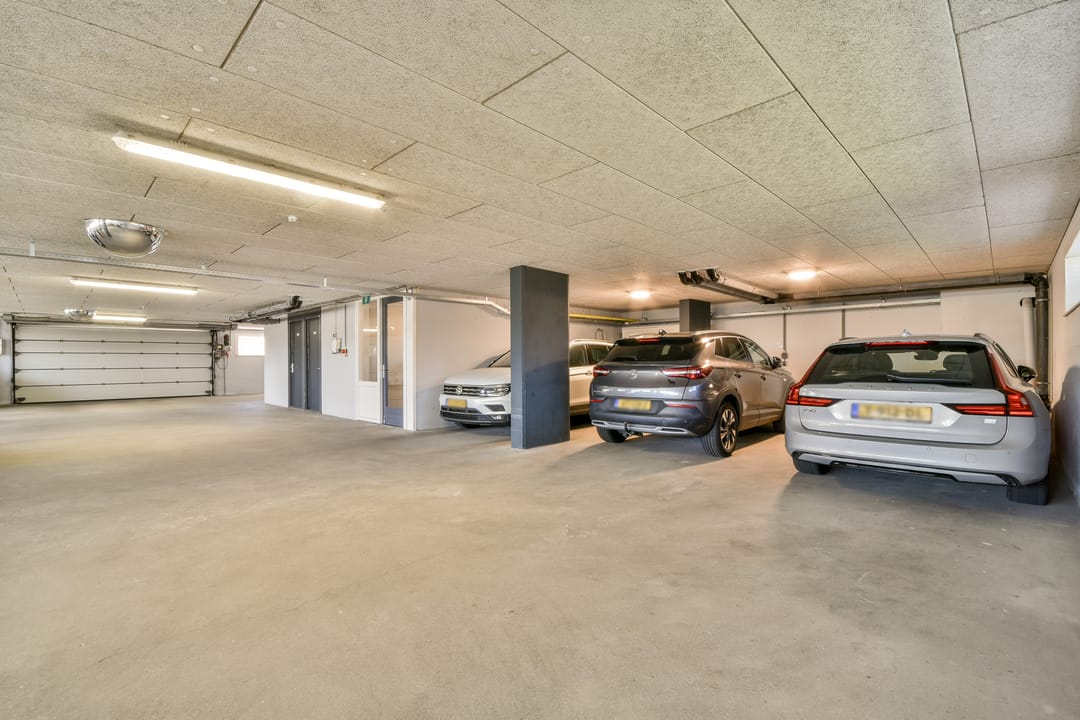 Photo 8 of Anna Blamanhof 91