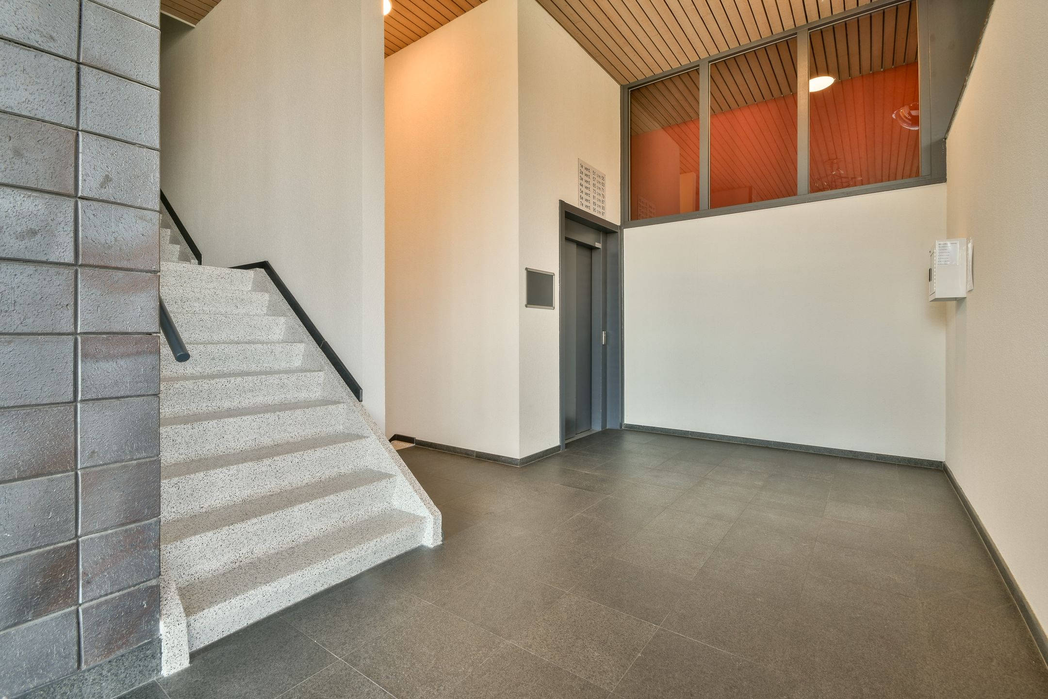 Photo 12 of Anna Blamanhof 91