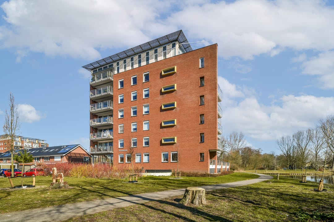 Photo 22 of Anna Blamanhof 91