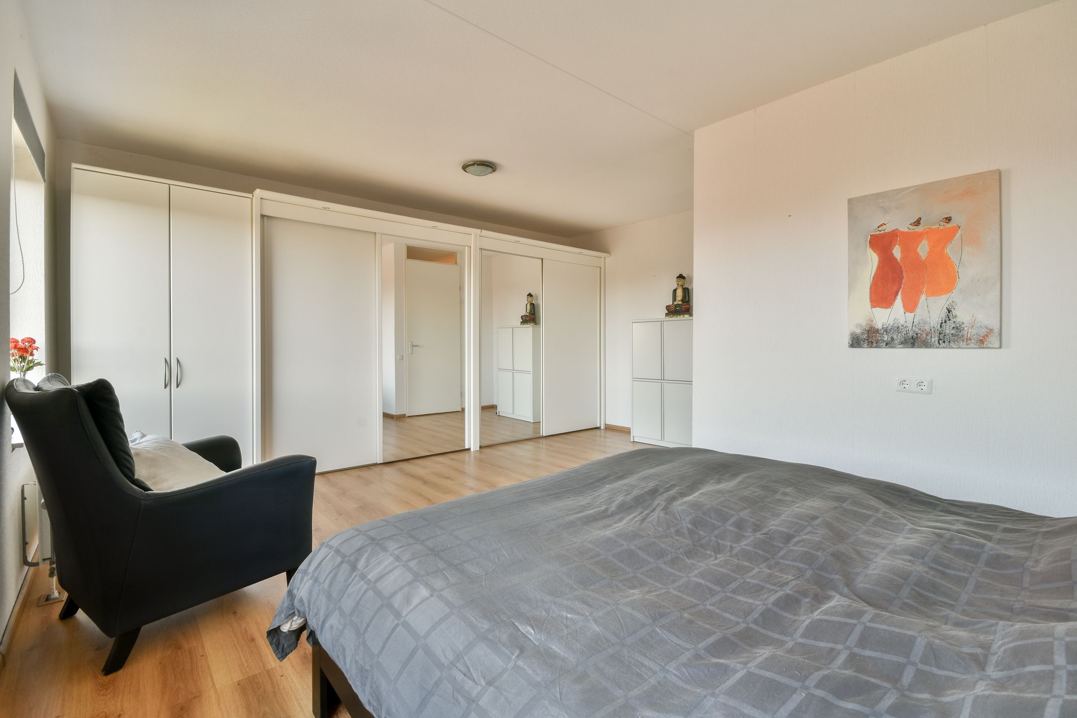 Photo 24 of Anna Blamanhof 91