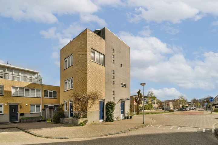 Maaseikstraat 2