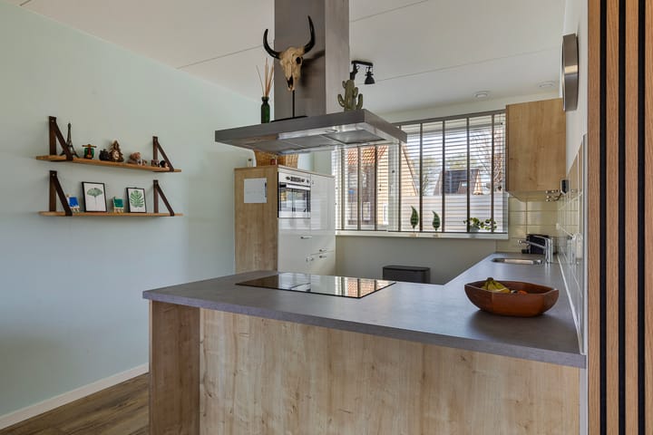 Foto 12 van Gravure 1