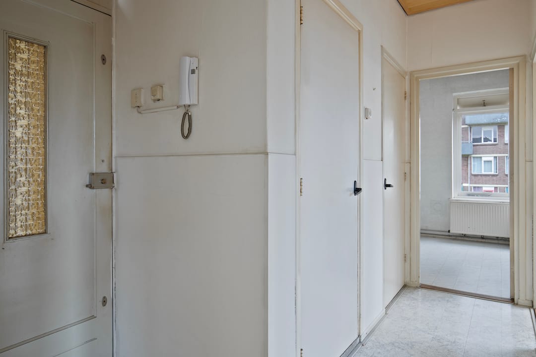 Photo 7 of Kruiningenstraat 202