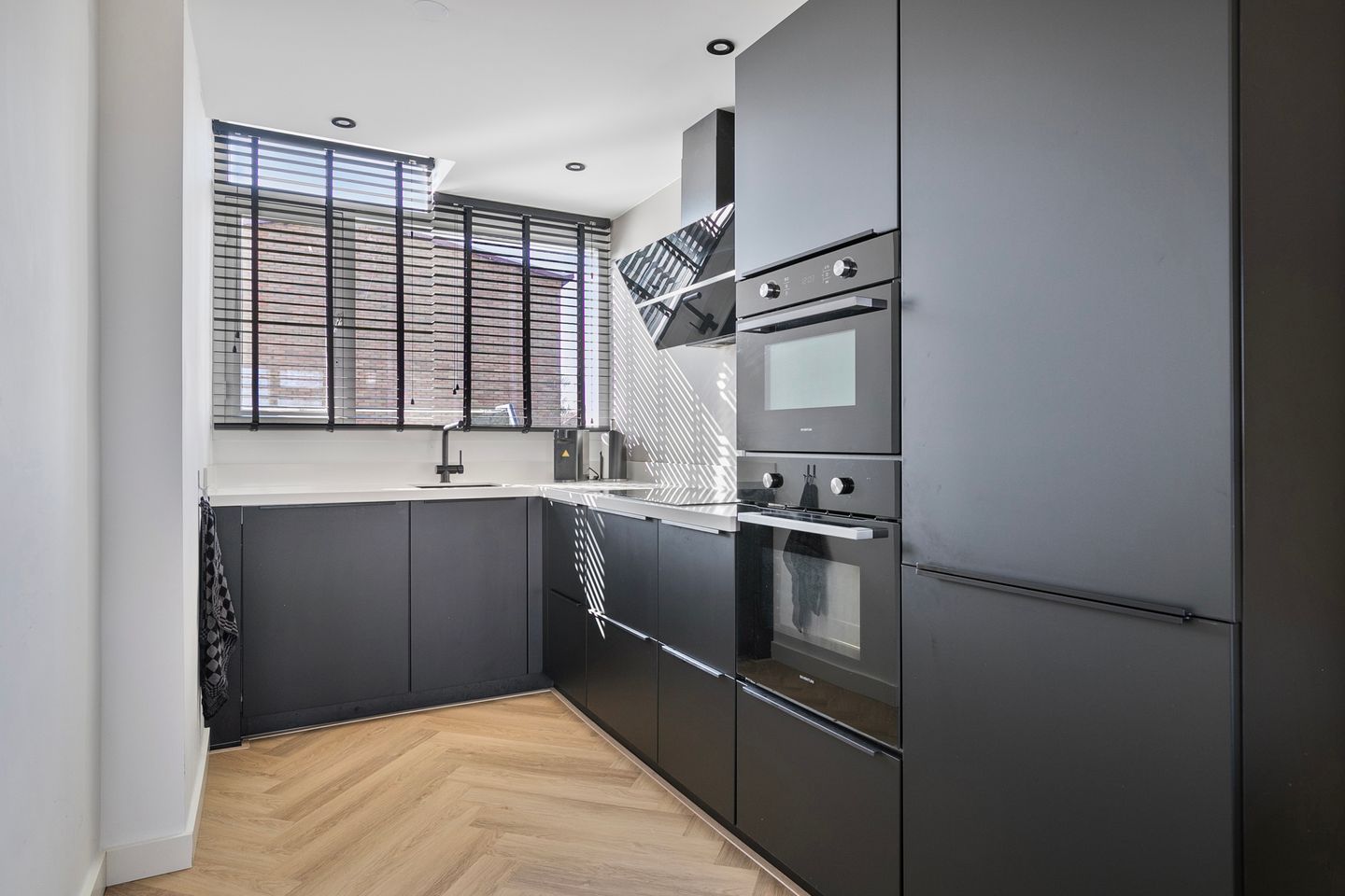 Foto 14 van Juliana van Stolberglaan 36