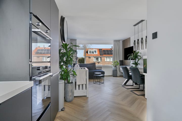 Foto 16 van Juliana van Stolberglaan 36