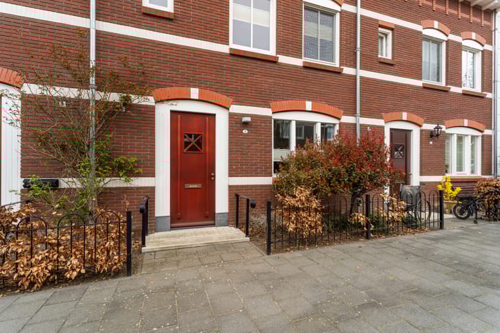 Foto 8 van Albert Trouwborststraat 11