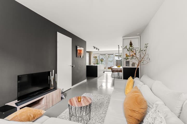 Foto 12 van Albert Trouwborststraat 11