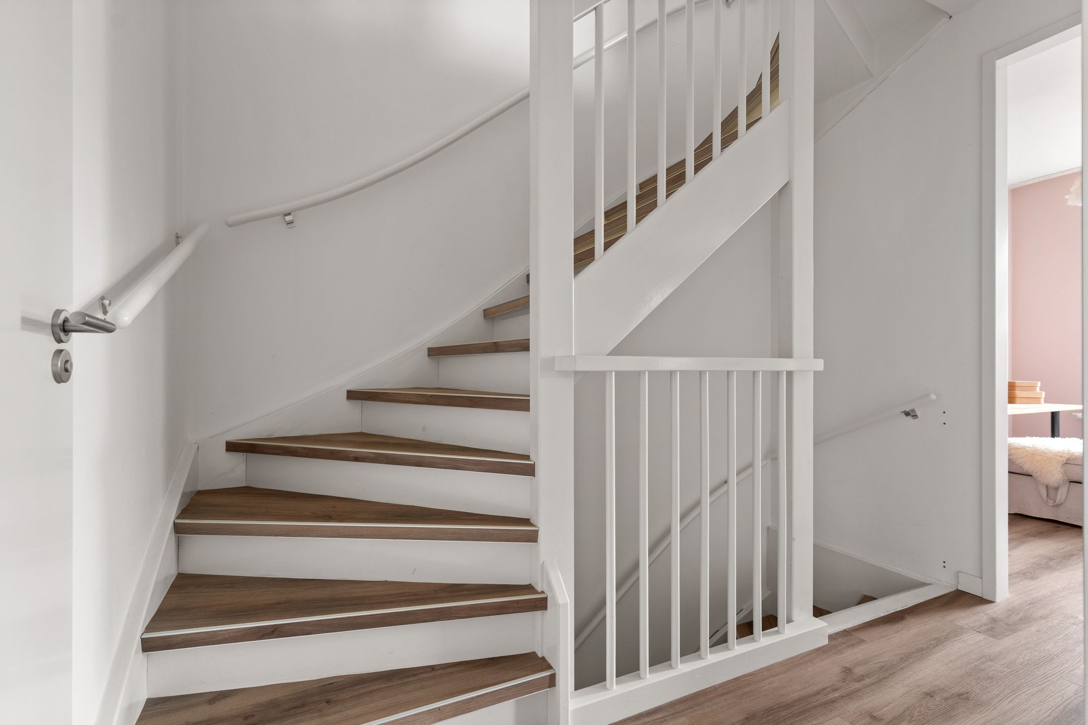 Foto 27 van Albert Trouwborststraat 11