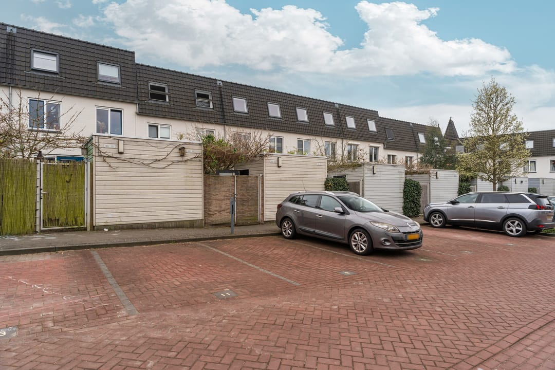 Foto 37 van Albert Trouwborststraat 11