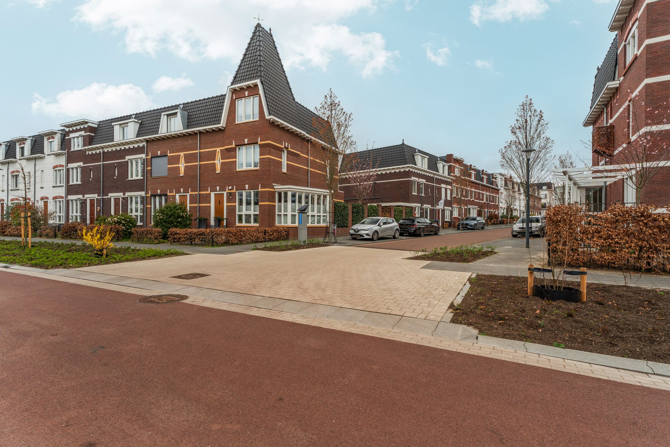 Foto 39 van Albert Trouwborststraat 11