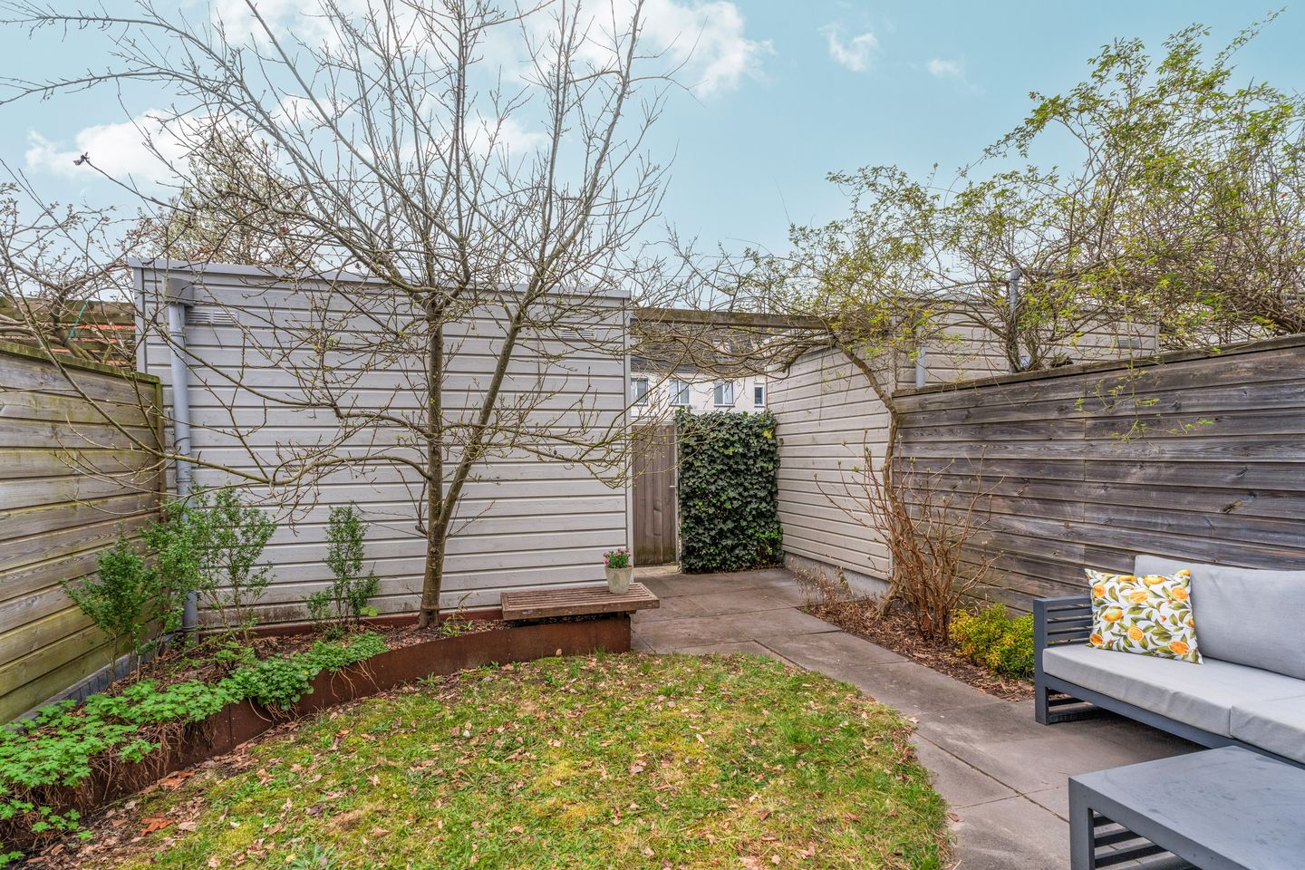 Foto 35 van Albert Trouwborststraat 11