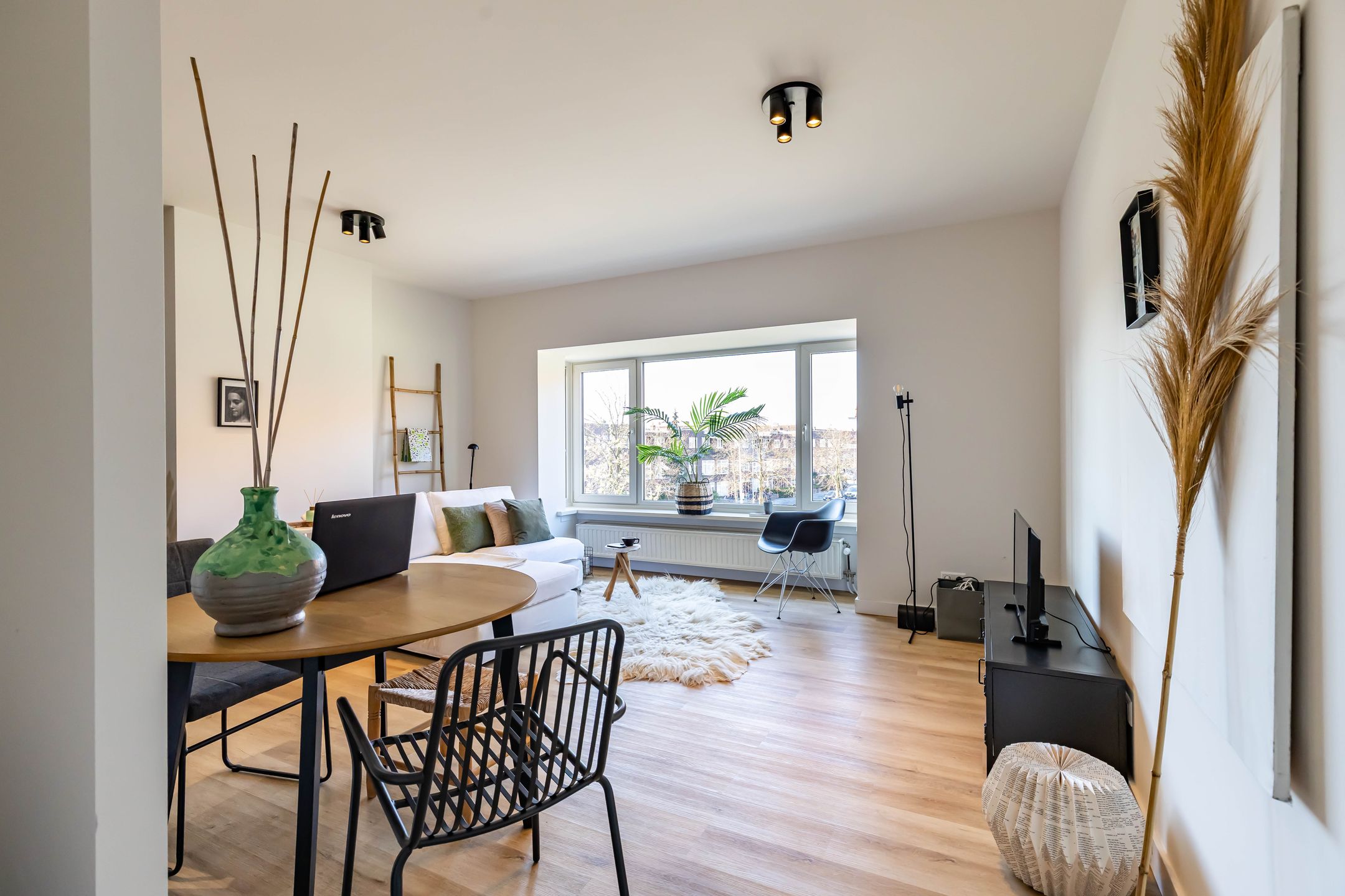 Foto 12 van Ambonstraat 1-B