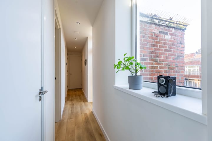 Foto 25 van Ambonstraat 1-B