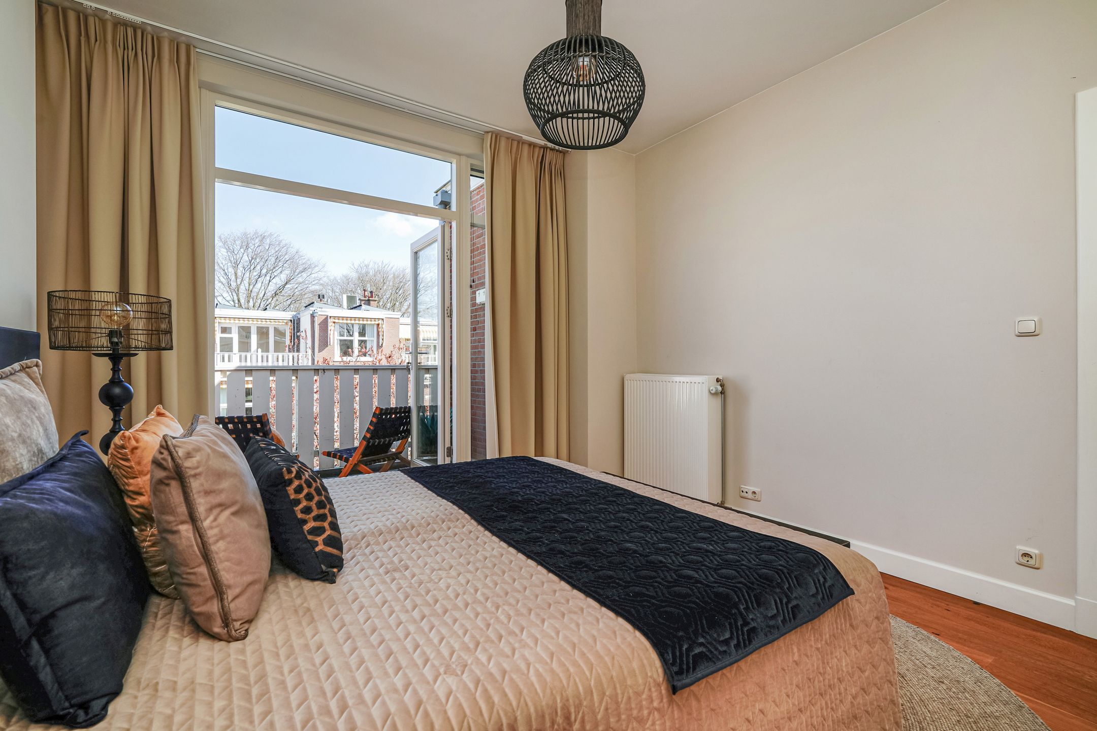 Foto 33 van Van Beverningkstraat 286