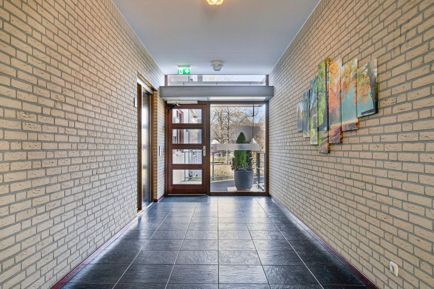 Photo 5 of Postel 11-A