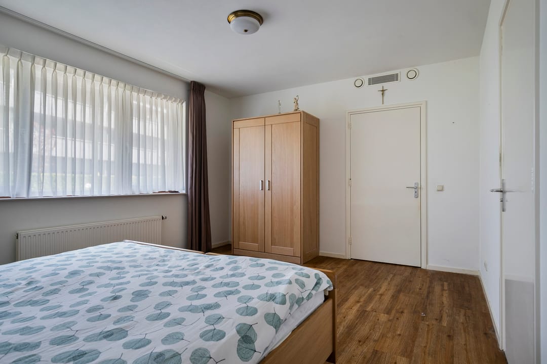 Photo 22 of Postel 11-A