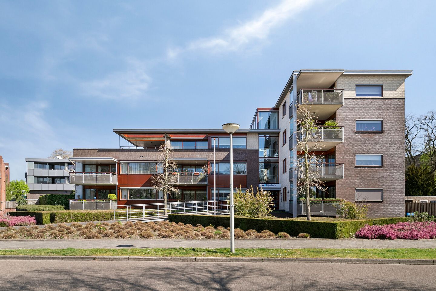 Photo 34 of Postel 11-A