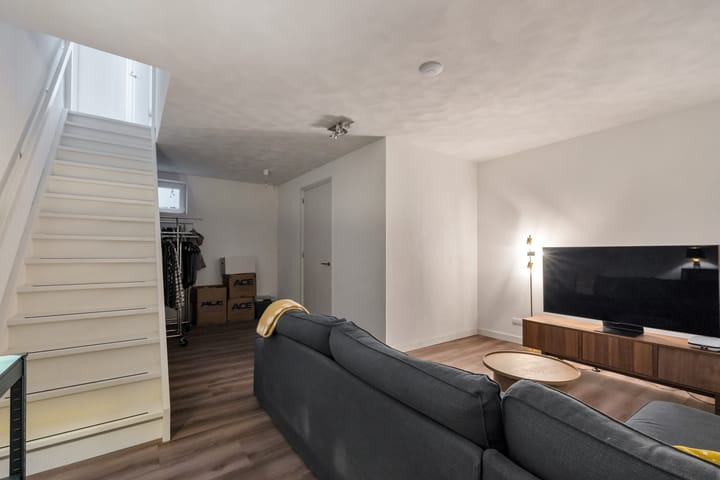 Foto 39 van Banstraat 3