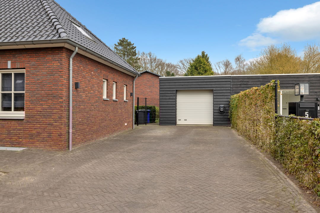 Photo 56 of Banstraat 3