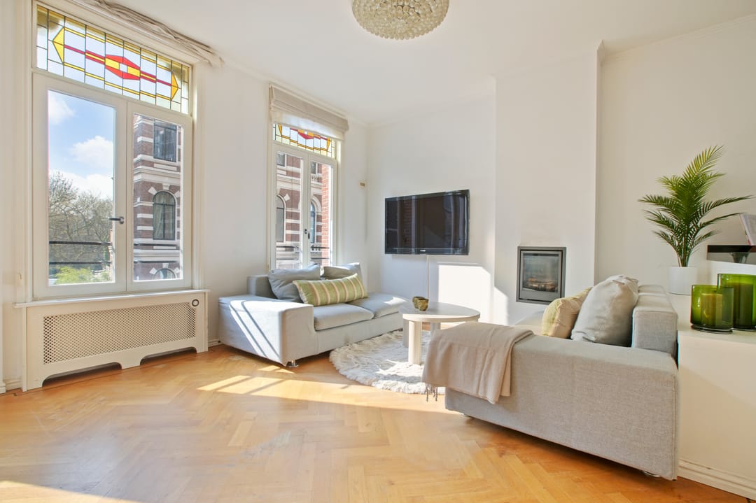 Photo 2 of Anna van den Vondelstraat 15-B