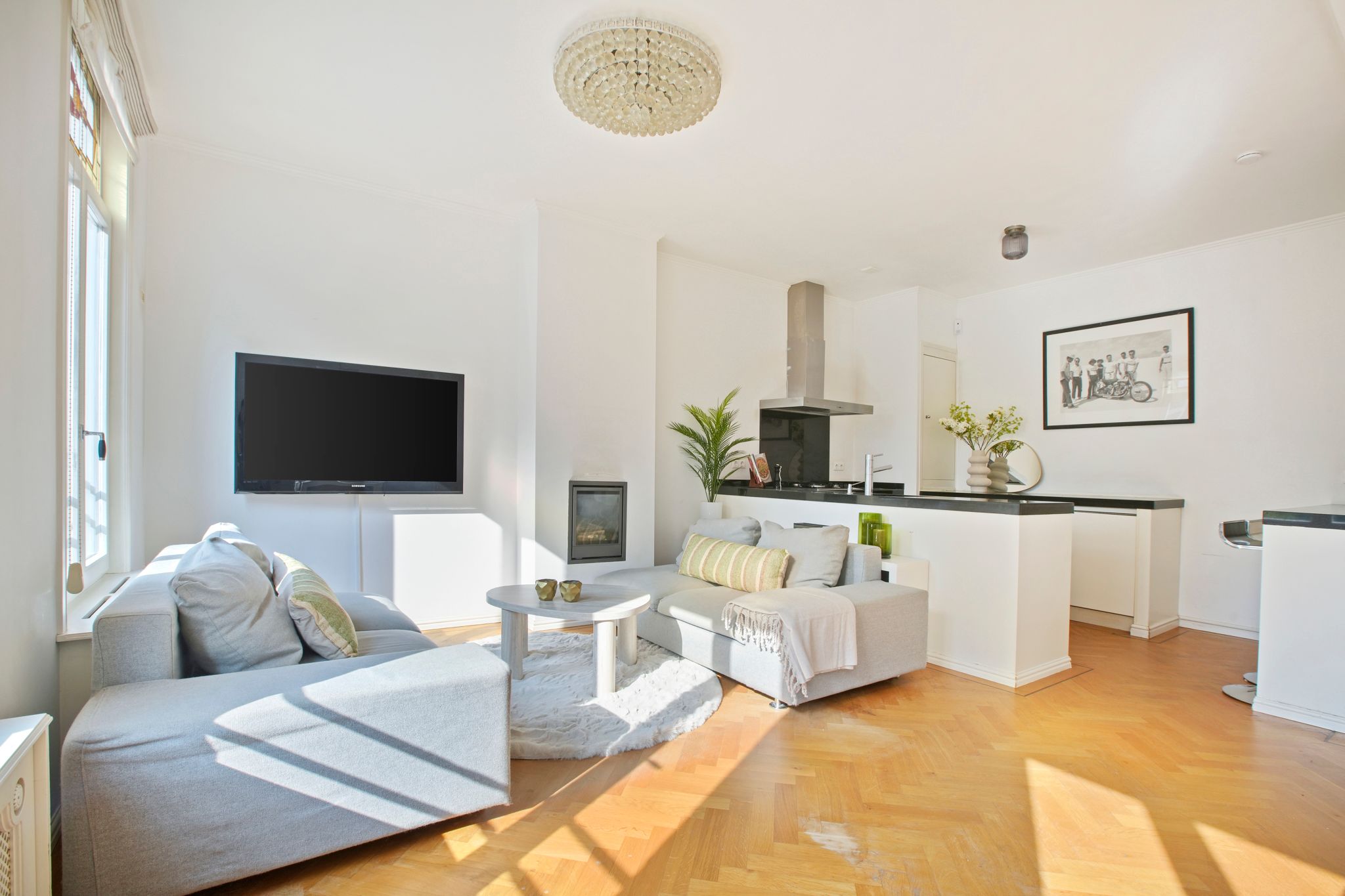 Photo 6 of Anna van den Vondelstraat 15-B