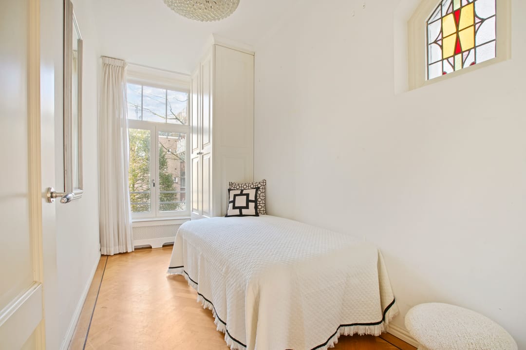 Photo 13 of Anna van den Vondelstraat 15-B