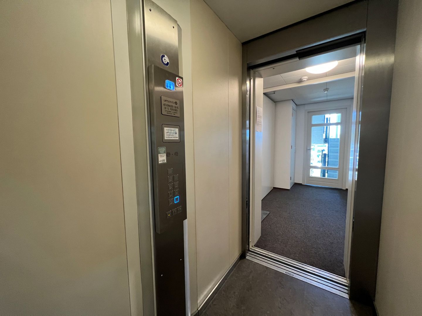 Foto 10 van Buizerdlaan 131