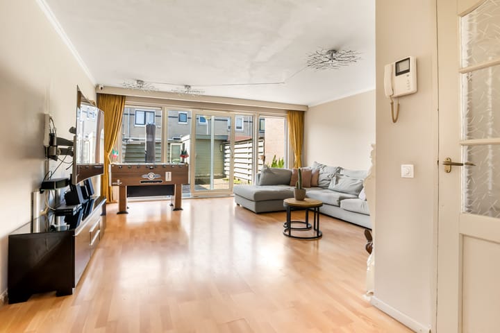 Foto 12 van IJsseltjalk 8